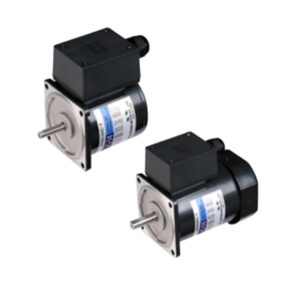 Silniki rewersyjne z terminalem przyłączeniowym